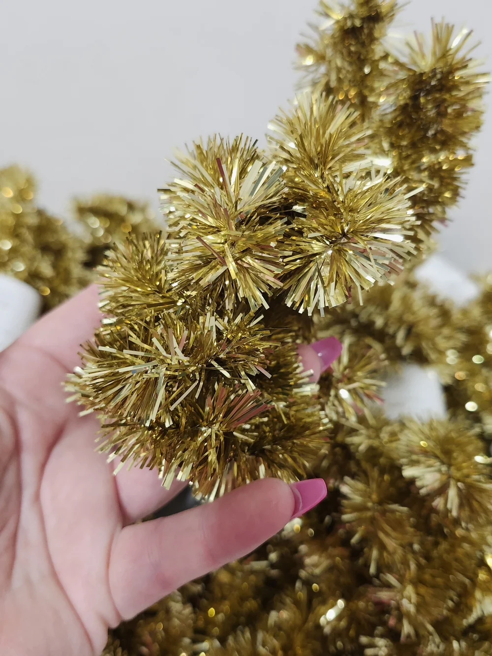 Gold Tinsel Holiday Wired Garland Crafts Gift Baskets Wreaths Decor Home Office